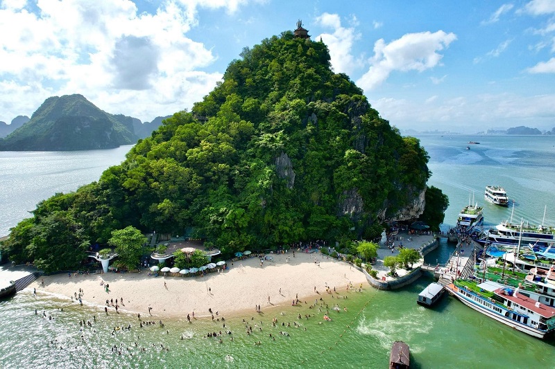 Explore Ti Top Island