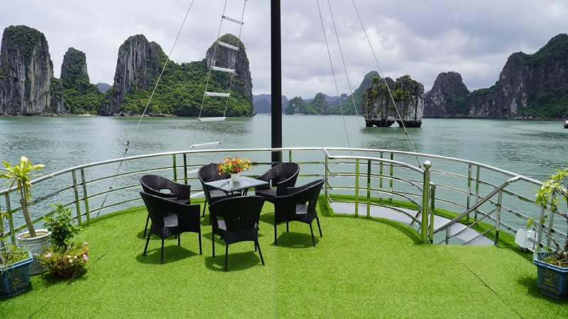 Halong Cruise sundeck