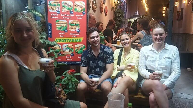 Choose reputable restaurants