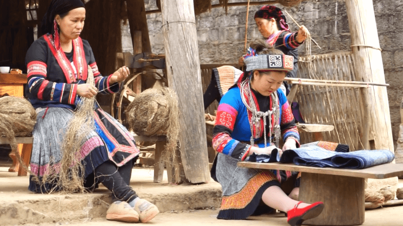 The Lung Tam brocade weaving village