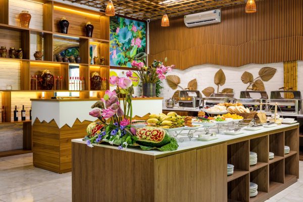 Traditional Vietnamese buffet lunch during Ninh Binh day tour